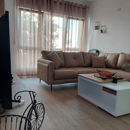Gex Apartments Tirana Buitenkant foto