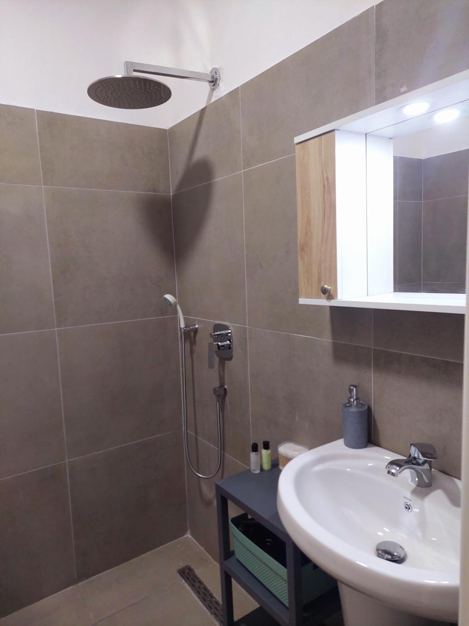 Gex Apartments Tirana Buitenkant foto